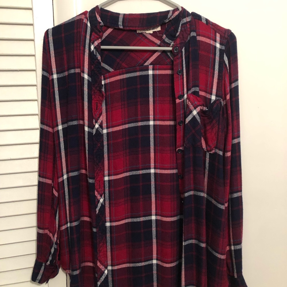 super cute flannel !🍁